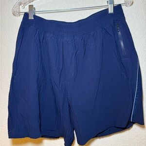 Lululemon Men’s Navy Textured Shorts Size L